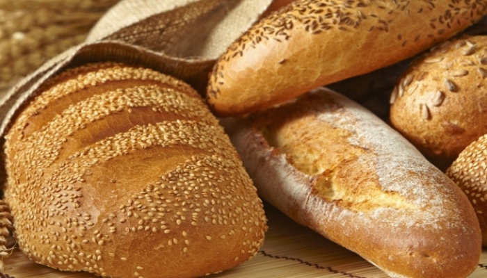 Çörəkdən siqaret kötüyü çıxdığı deyilən zavod CƏZALANDIRILDI