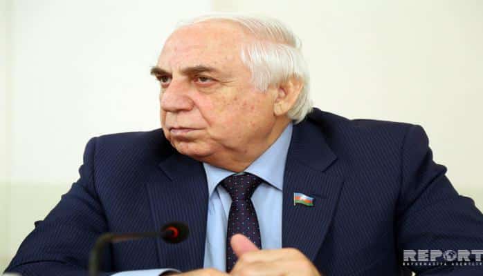 В Азербайджане собираются повысить пенсии бывшим депутатам