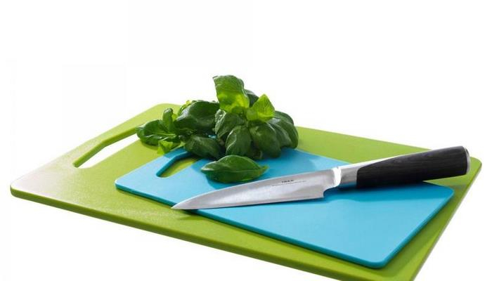 Məşhur qida mütəxəssisindən xəbərdarlıq: Bu əşya xərçəng yaradır