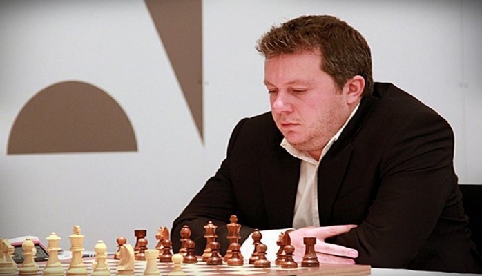 Azərbaycan şahmatçısı beynəlxalq turnirdə son tur öncəsi liderdir