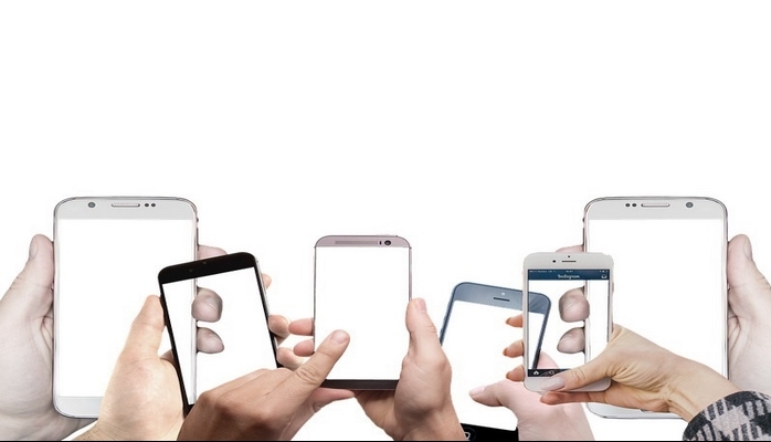 Dünya smartfonlar bazarında 6 faiz azalma qeydə alınıb