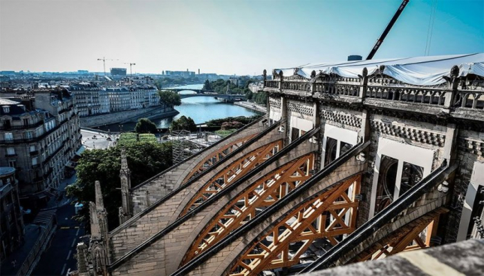 Notr Damın yenidən inşasına başlanıldı