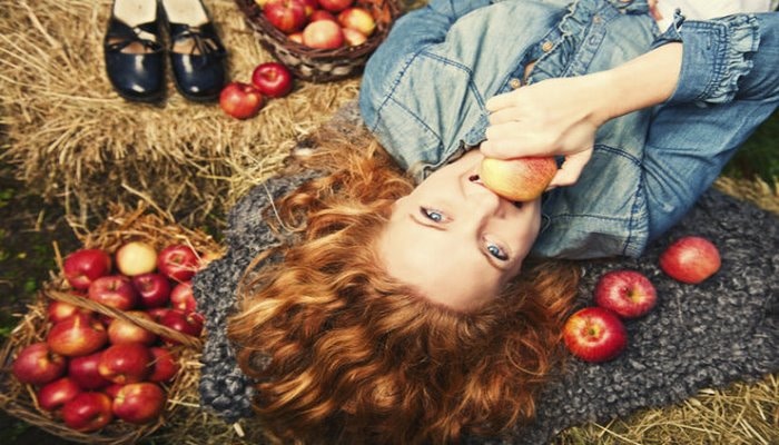 Hansı vitaminlərin çatışmadığını necə bilmək olar: qidalanma üzrə məsləhətlər