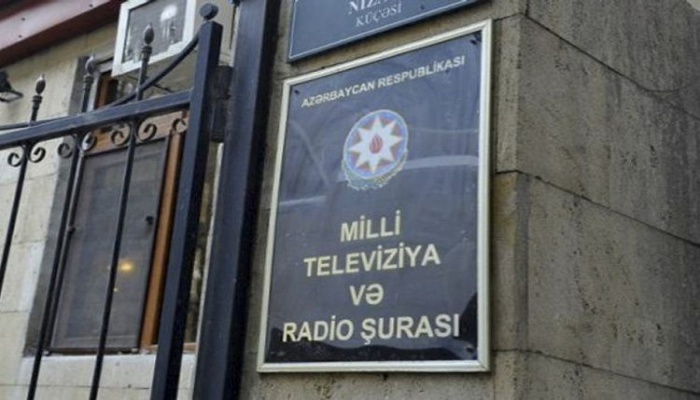 Названы самые популярные телеканалы в Азербайджане