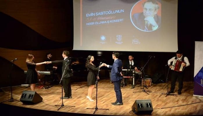 Азербайджанская молодежь обучается на творчестве Эмина Сабитоглу