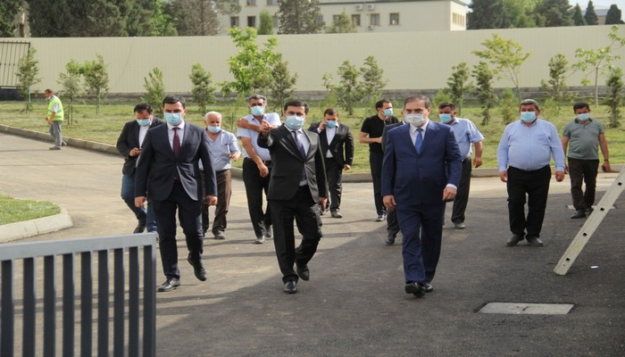 Niyazi Bayramov Gəncədə aparılan abadlıq işlərinin gedişatı ilə yerində tanış olub