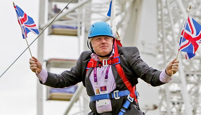 Dondurma yeyən, çay daşıyan, havada uçan - Yeni Baş nazir