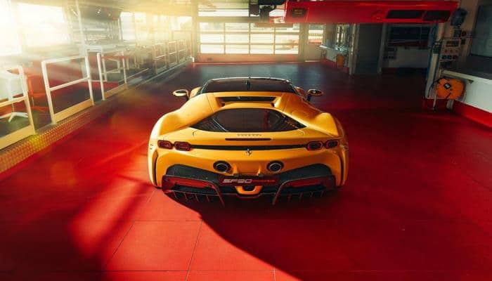 Ferrari superkarının necə yığıldığı nümayiş etdirilib