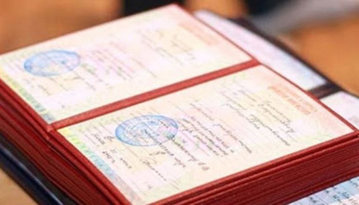 Daha 260 nəfərin diplomu tanınmadı