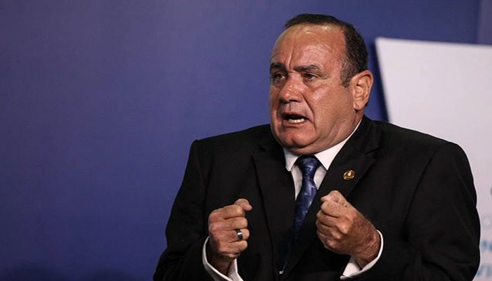 Daha bir ölkənin prezidenti koronavirusa yoluxdu