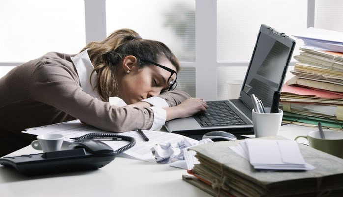 Xroniki yorğunluq sindromu – Əvvəlcə qrip kimi yayılır, sonra ciddi xəstəliyə cevirilir...