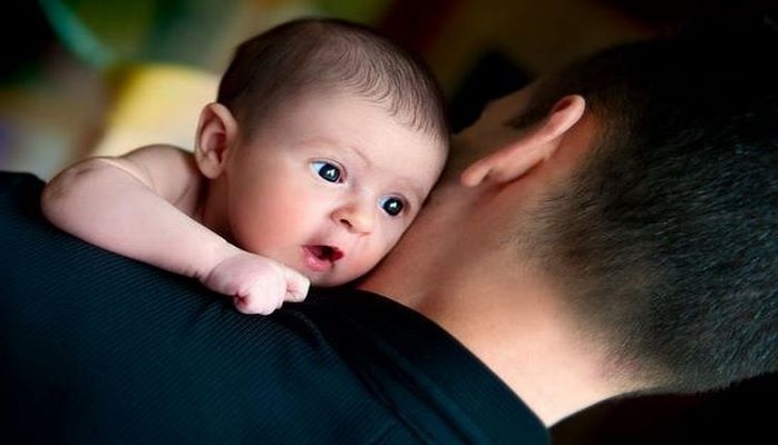 Депутат: Менталитет не позволяет мужчине смотреть за детьми