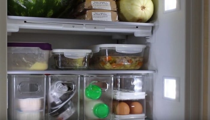 Бананы, томаты и хлеб: эксперты рассказали, что из этого нельзя класть в холодильник и почему