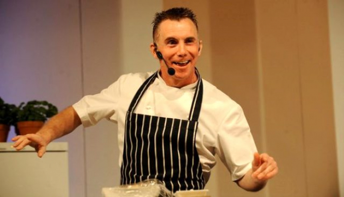 Dünyaca məşhur aşpaz vəfat etdi