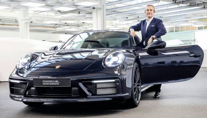 Yeni Porsche 911 ilk xüsusi versiyaya sahib olub