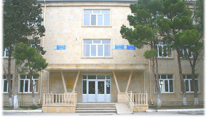 Deputatın ittihamlarına məktəbdən cavab gəldi