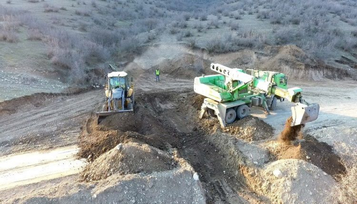 Şəkidə 6 yaşayış məntəqəsini əhatə edən yollar yenidən qurulur