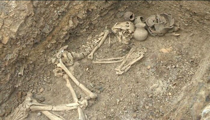 Lerikdə eradan əvvəl V-III əsrlərə aid qəbirlər və mədəniyyət nümunələri aşkarlanıb