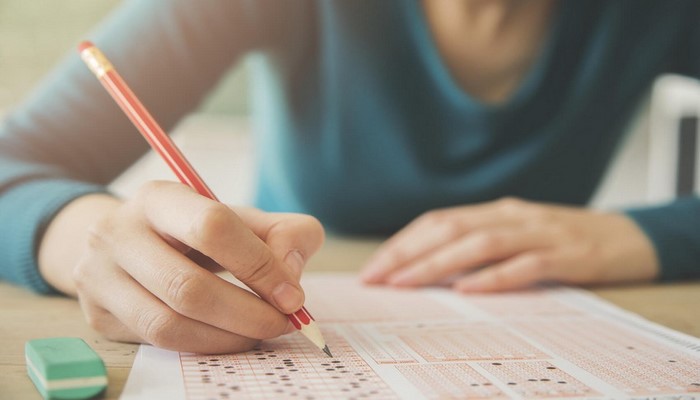 Dövlət İmtahan Mərkəzi: "Bütün test tapşırıqları riyazi modellə uzlaşmır"