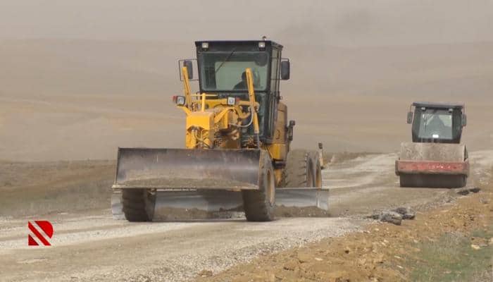 Avtomobil yolu yenidən qurulur