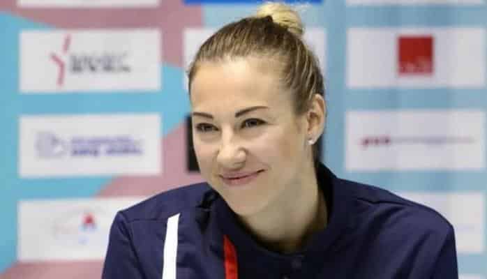 Millinin əfsanəvi voleybolçusu geri qayıtdı