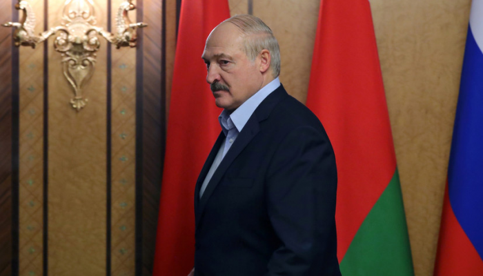 “Koronavirus gedəcək, amma...” – Lukaşenkodan şok açıqlama