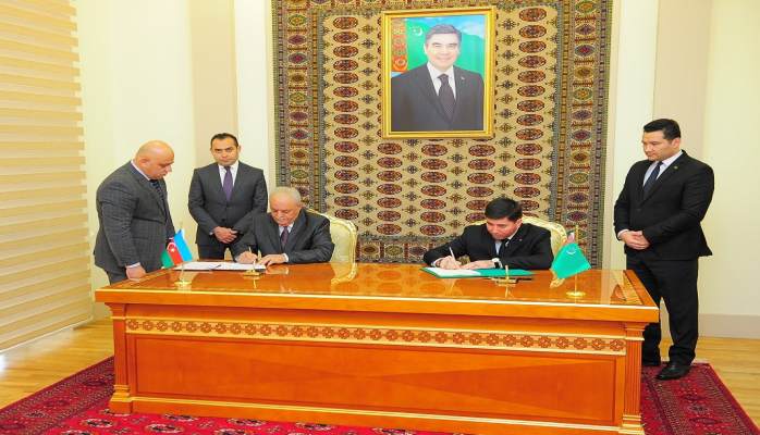 Azərbaycan və Türkmənistan Xəzər dənizinin dibi ilə magistral fiber-optik kabel xətti çəkəcək