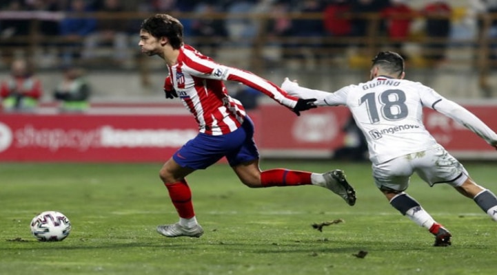 'Атлетико' проиграл клубу третьего дивизиона и вылетел из Кубка Испании