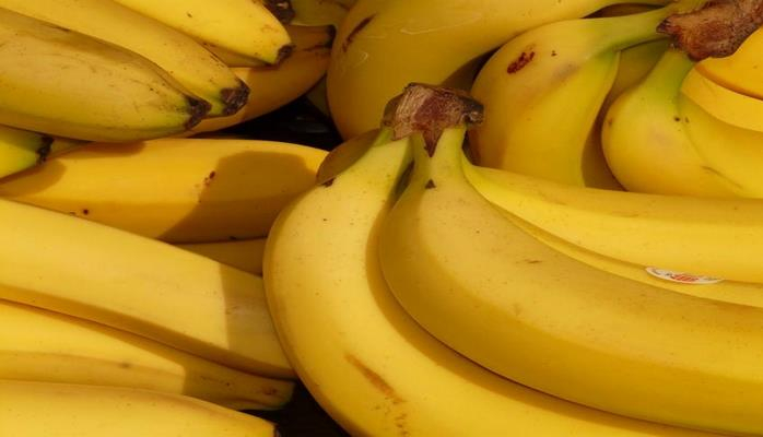 Медики рассказали, чем опасны бананы
