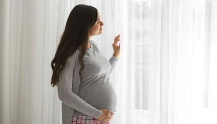 Hamilelere Kovid-19'a karşı 'dikkatli olun' uyarısı