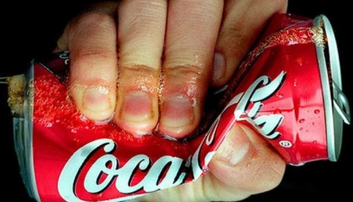 İnsan orqanizmi “Coca-Cola”ya necə reaksiya verir?