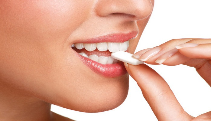 Saqqızı 1 dəqiqədən çox çeynəməyin, yoxsa