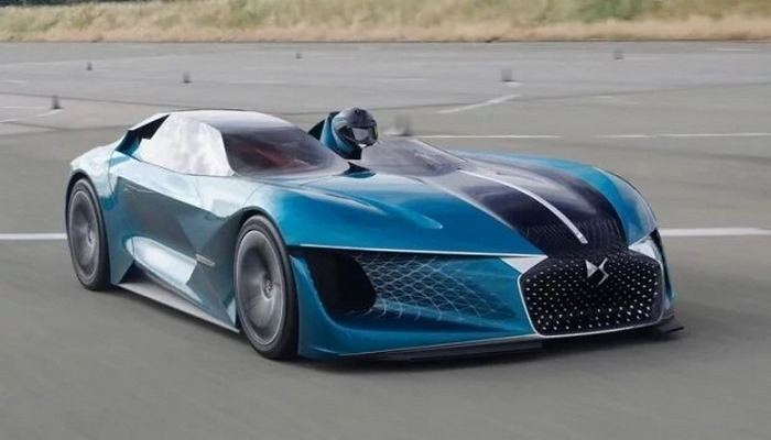 1360 at güclü avtomobil təqdim edildi