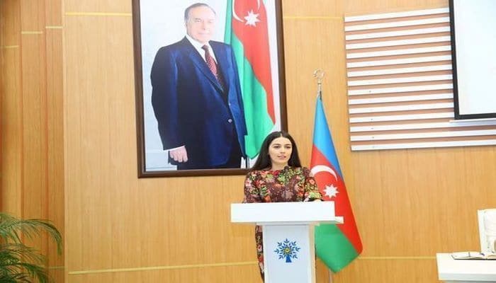 Эвакуированная из Уханя азербайджанка благодарит Баку, Анкару и Пекин за помощь