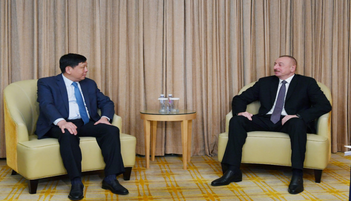 Президент Азербайджана встретился в Пекине с главой корпорации CETC International