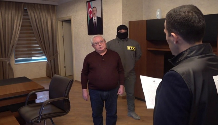 Срок ареста экс-главы ИВ Нефтчалинского района могут продлить