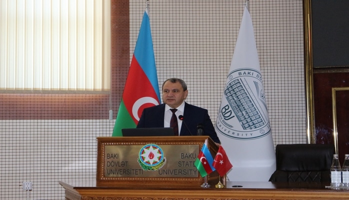 В БГУ прошел международный симпозиум, посвященный 650-летию Насими