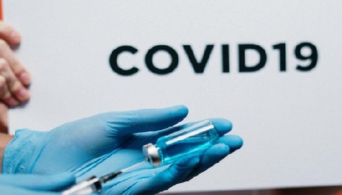 Назван самый первый симптом COVID-19
