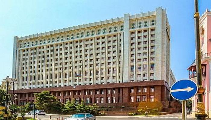 Əfv Məsələləri Komissiyasının iclası keçirildi