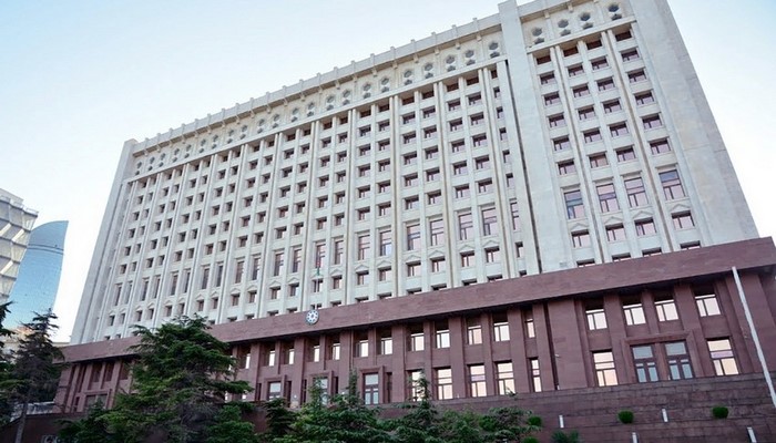 Əfv Məsələləri Komissiyasının növbəti iclası keçirilib, 100-dən çox müraciətə baxılıb