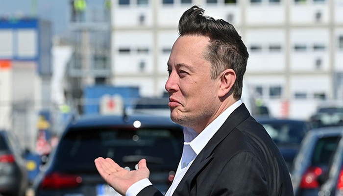 Elon Mask "ChatGPT" yaradıcılarını "ideallara xəyanət etməkdə" ittiham edərək məhkəməyə verib