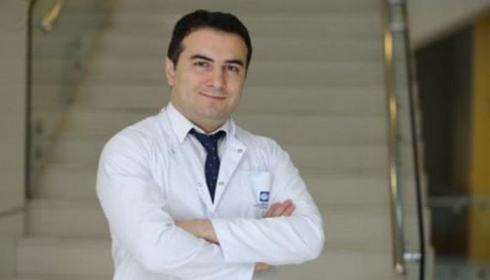 Emin Məmmədov: “Buzlu şüşə” görüntüsü olan adama “koronavirusa yoluxub” deyə bilmərik”