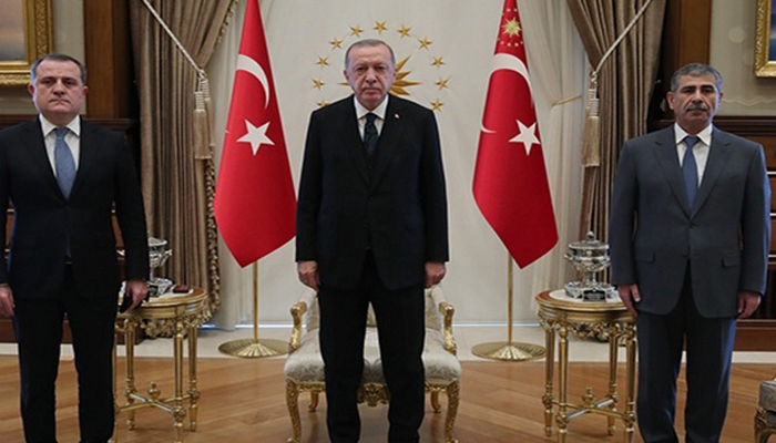 Ərdoğan Ceyhun Bayramovla Zakir Həsənovu birgə qəbul etdi