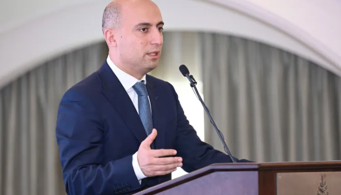 "Əsas odur ki, müəllim uşaqlara məktəbdə dərs deməyib bazar yaratmasın"