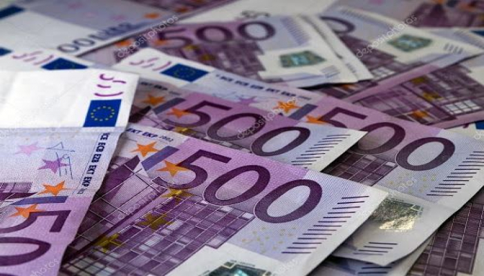 Евро продолжает дорожать к манату (ОБЗОР)