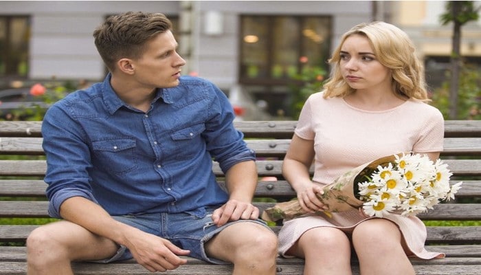 Asanlıqla manipulyasiya edilən kişilər qadınlar üçün cəlbedici olmurlar