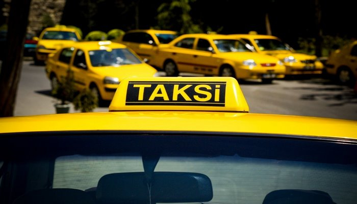 Taksi şirkətləri: Qiymətlər və fəaliyyət qane edirmi?