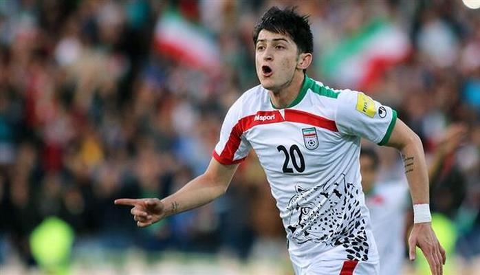 Завершивший карьеру в сборной Ирана после ЧМ-2018 Азмун вернулся в команду