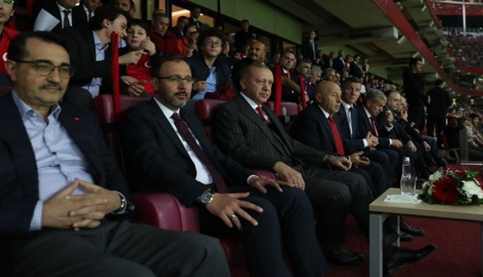 Ərdoğan Türkiyə millisini təbrik etdi