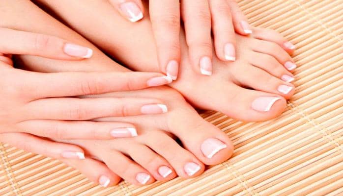 Bu xəstəliklərin ilkin əlamətləri dırnaqlardan başlayır